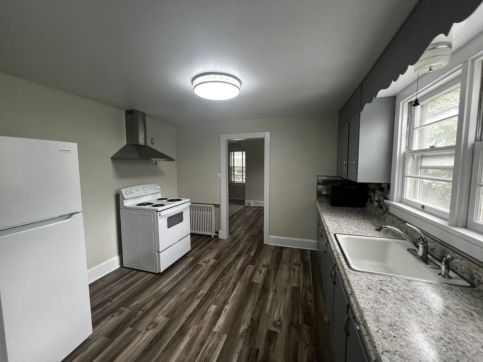 216 Holland Road - 2 — Photo 4