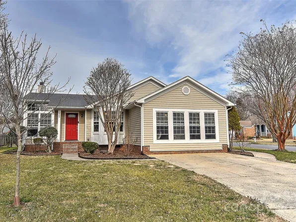 12900 Indian Hills Ln, Charlotte, NC 28278