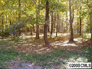 2nd image of 608 E Sandy Ridge Rd