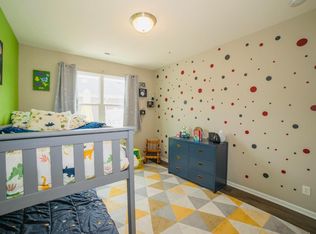 929 E 117th Pl, Crown Point, IN 46307