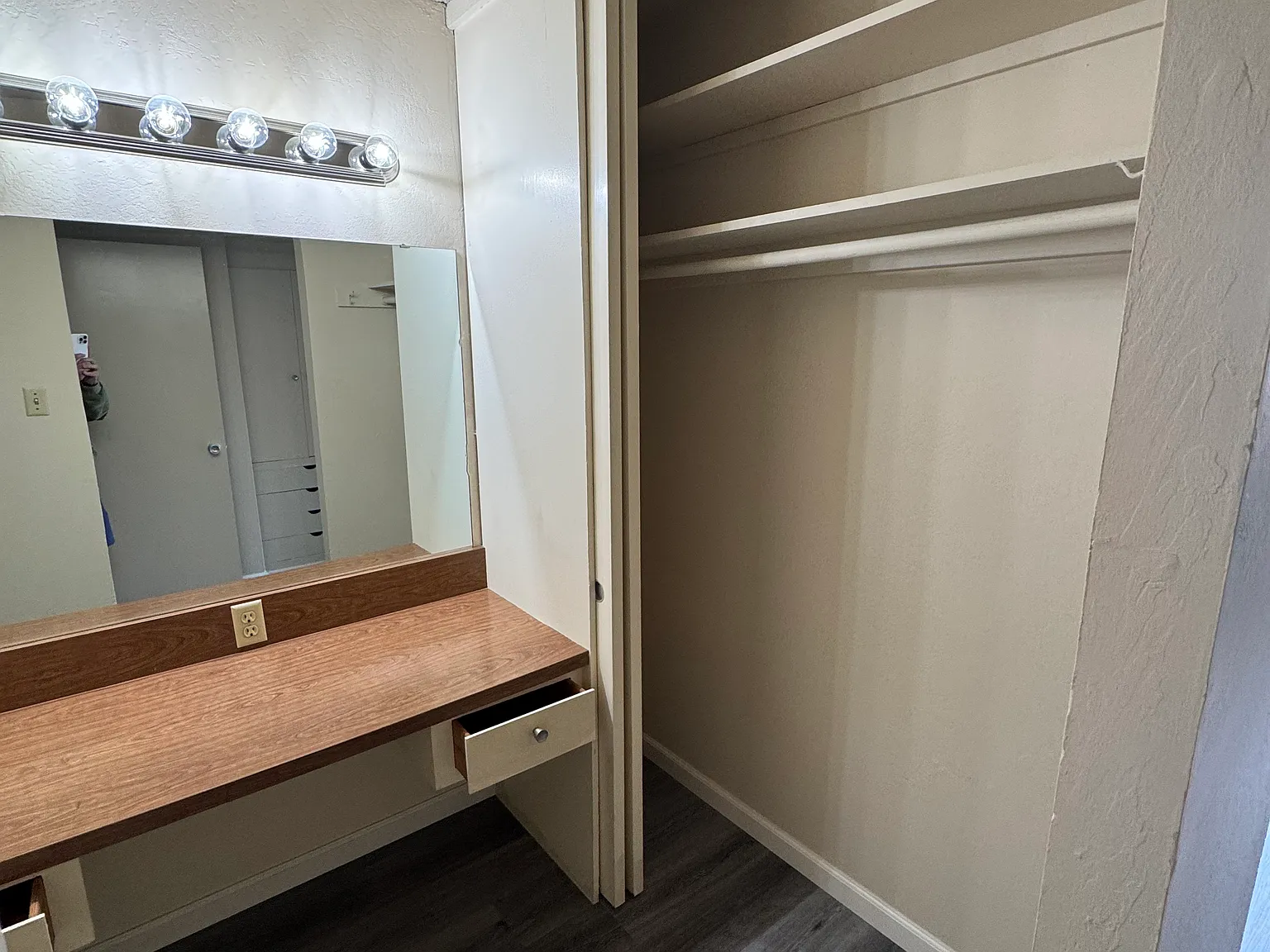 Imperial Apartments — Photo 4