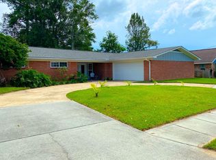 733 Sharon Hills Dr, Biloxi, MS 39532