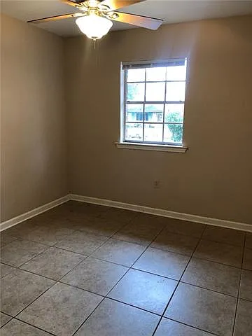 1112 Cousin St — Photo 4