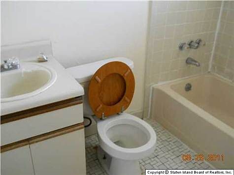 5th image of 267 Maple Pkwy #1