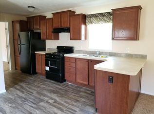 530 Jennifer Dr, Lynwood, IL 60411