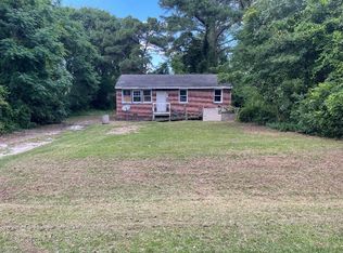 123 Country Acres Rd, Goldsboro, NC 27534