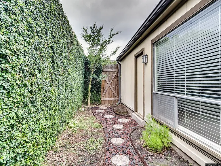 12002 Rocky Knoll Dr — Photo 4