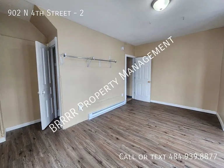 902 N 4th St #2 — Photo 14
