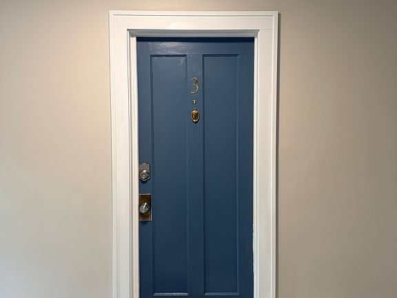 3rd image of 409 Madison St Unit 1
