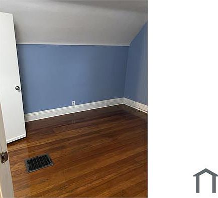 4th image of 15203 Dearborn St