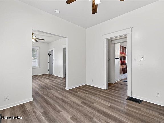 5th image of 609 Colorado Ave