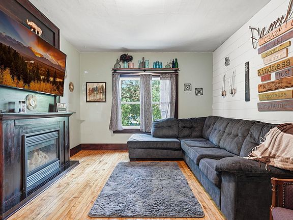 4th image of 317 Water Ave