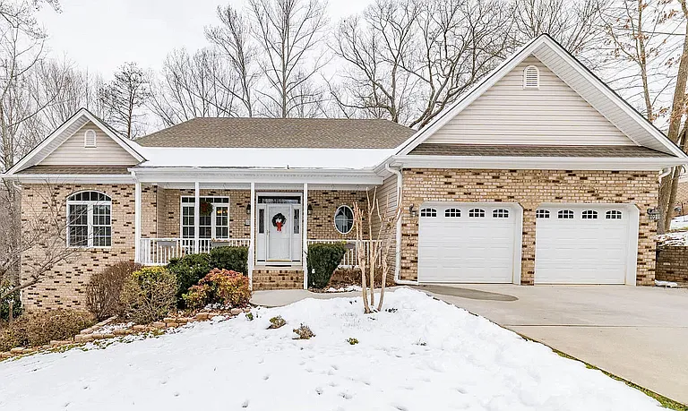 3609 Ridgecroft Dr — Photo 10