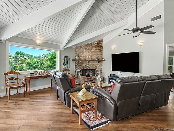 5th image of 1374 NW Coconut Point Ln