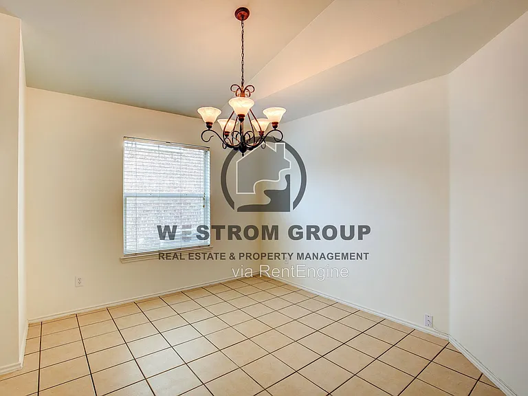 10200 Pear St — Photo 18