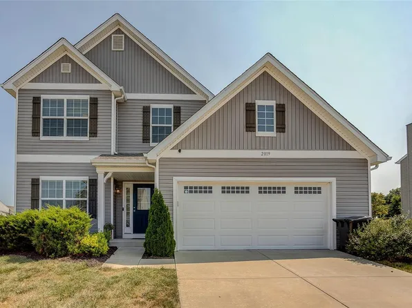 2019 Woodsong Way, Belleville, IL 62220
