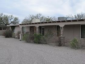 1st image of 3621 N Tres Lomas Dr