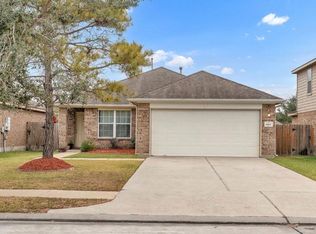 9807 Onyx Trail Dr, Rosharon, TX 77583