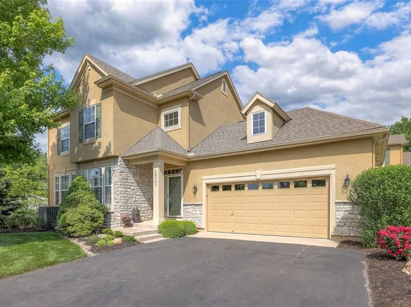 16141 Linden St, Overland Park, KS 66085