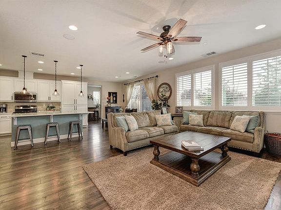 4th image of 6211 Crosshaven Ct