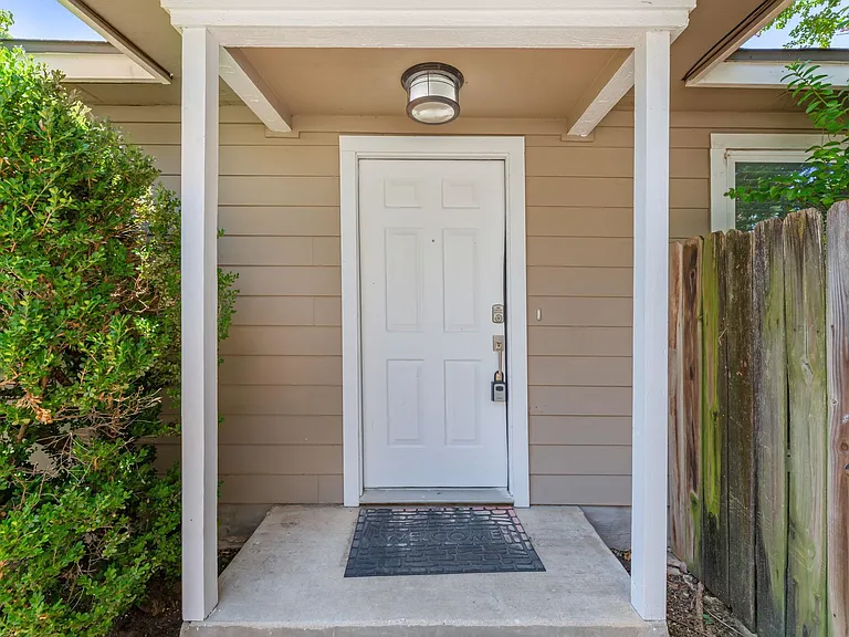 2302 Fuzz Fairway #B — Photo 14