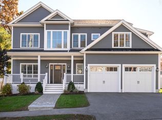 39 Rose St, Milton, MA 02186