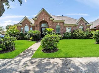 4903 Lone Oak Ct, Baytown, TX 77521