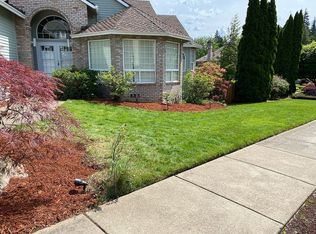 14302 SE Summit Dr, Clackamas, OR 97015