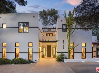 4328 Tosca Rd, Woodland Hills, CA 91364