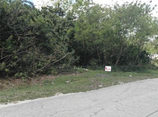 8260 Tolles Dr, North Fort Myers, FL 33917