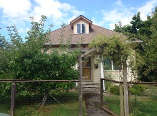 6521 Chapin Pl N, Seattle, WA 98103