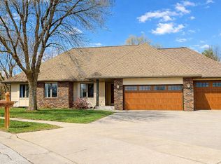 4811 Idaho Cir, Ames, IA 50014