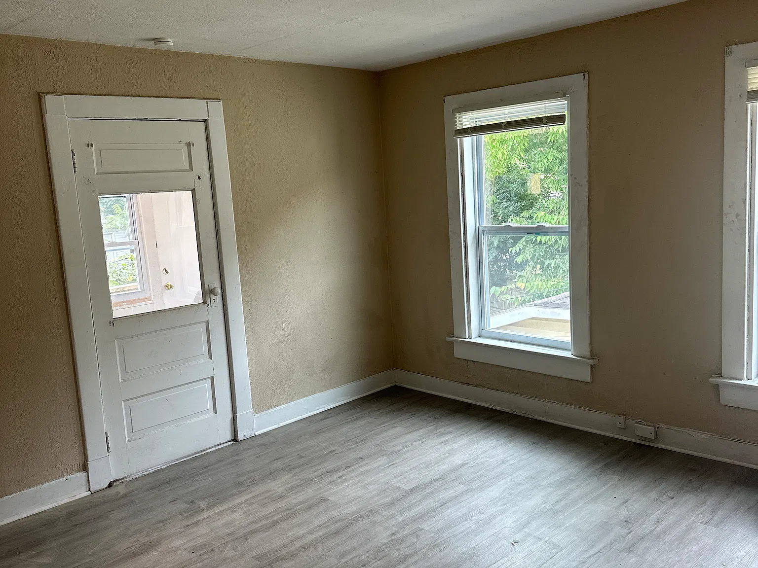 3 bed, 1924 sqft, $1,275 — Photo 4