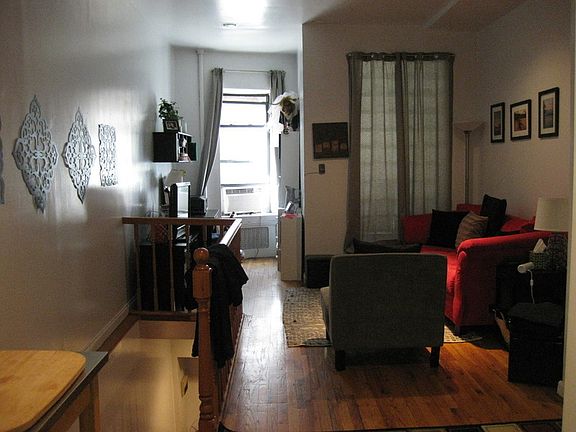 3rd image of 25 W 85th St APT 1A