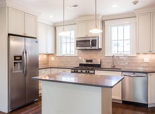 388 Langley Rd #3, Newton, MA 02459