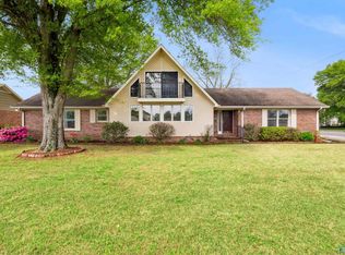 2701 Longfellow Dr SW, Decatur, AL 35603