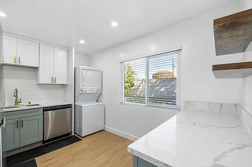 173 Brightwood Ave #B Photo 1 173 Brightwood Ave #B Photo 1