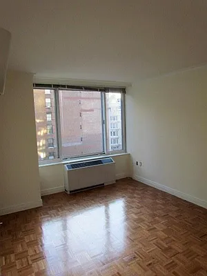 Rented by Mirador Real Estate | media 25