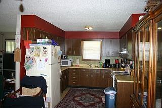 2nd image of 422 Kathleen St