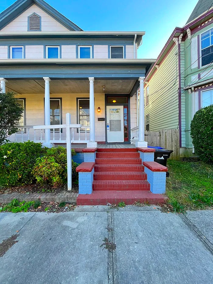 3 bed, 2.0 bath, 1700 sqft, $1,495 — Photo 2