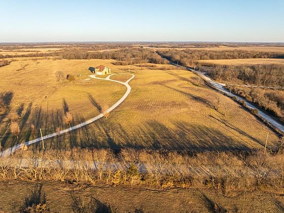 3rd image of 35415 S Main City Rd