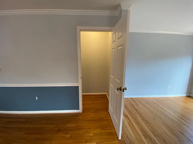 6323 Millwood Ct — Photo 34