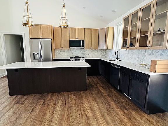 Dining area/kitchen view