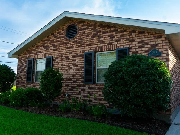 3001 Redwood Cir, Houma, LA 70363