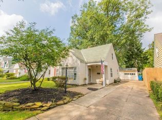 6948 Beresford Ave, Parma Heights, OH 44130