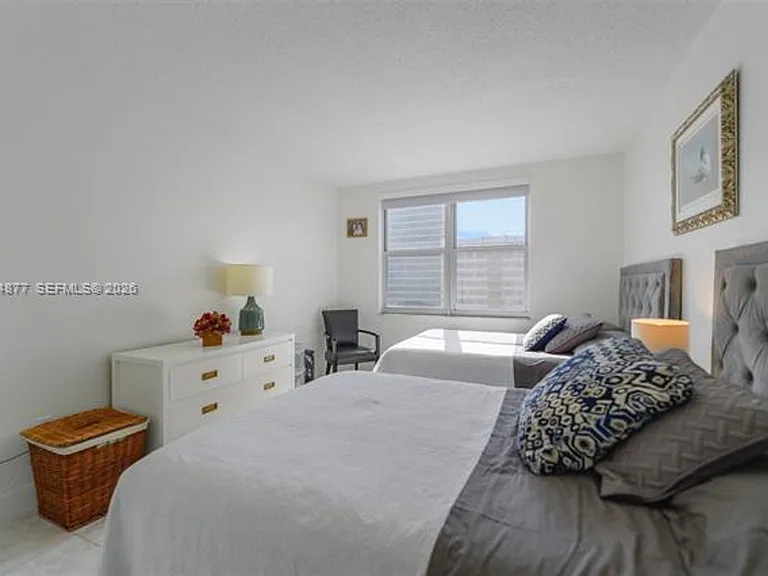 1950 S Ocean Dr #19E — Photo 22