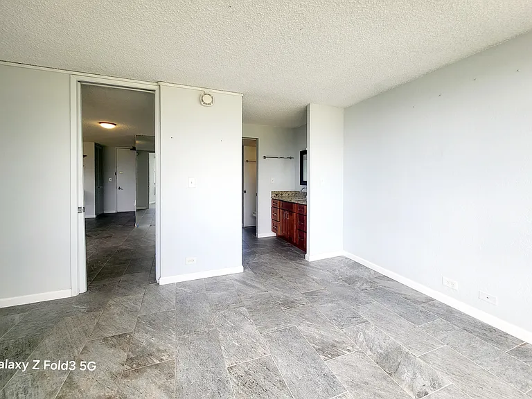 320 Liliuokalani Ave #1504 — Photo 9