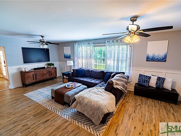 5th image of 8611 Whitefield Avenue