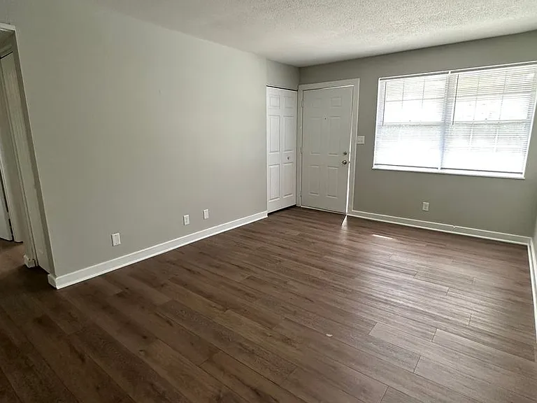 2263 US 52 W — Photo 3
