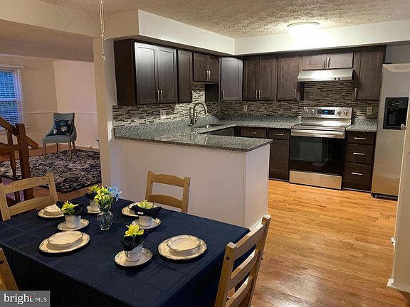 4th image of 5580 Glasgow Woods Ct